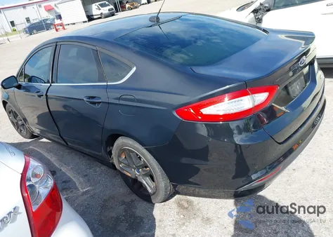 2015 Ford Fusion Se z USA, uszkodzony, nr VIN 3FA6P0HD5FR251155